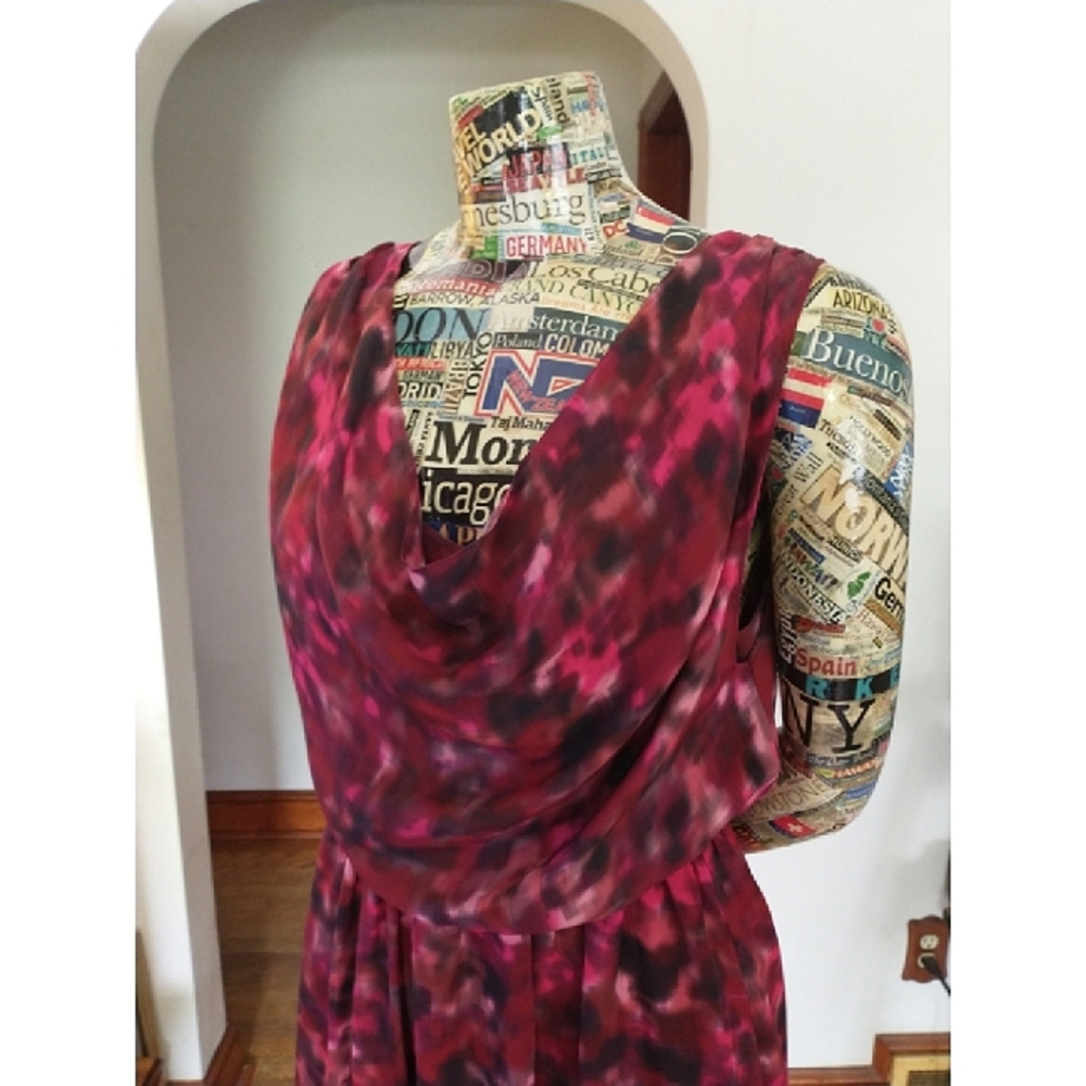 SALE! EUC. ALICE + OLIVIA Pink Print Dress sz Med - Picture 9 of 12